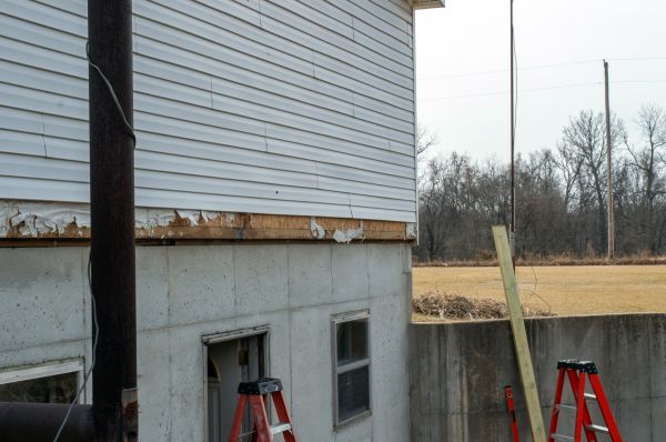 House Foundation Leveling in Saint Charles